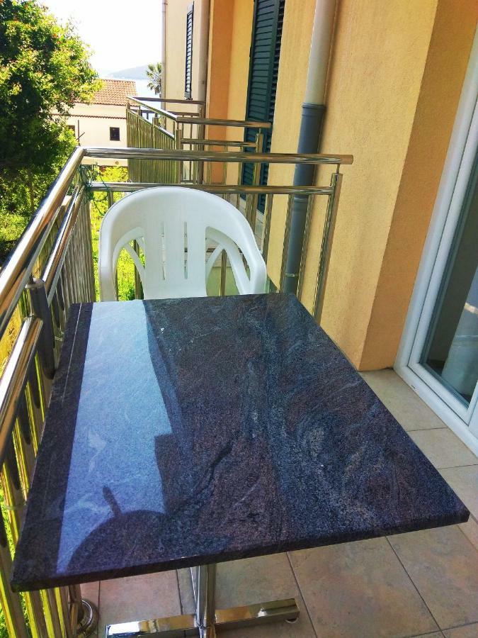 Apartments Lux Milano, Savina,Herceg-Novi Herceg Novi Buitenkant foto